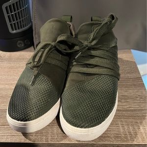 Steve Madden sneakers
